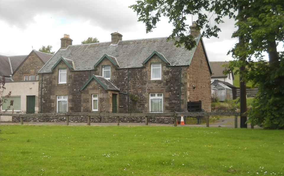 House in Kinbuck Village