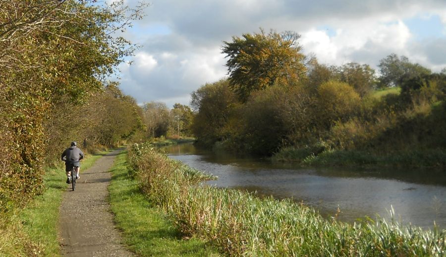 Union Canal between Falkirk and Linlithgow