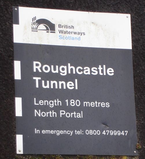 Signpost at Roughcastle Tunnel on the Union Canal