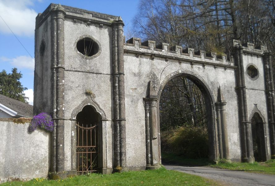 Entrance archway to Gartmore House at Gartmore Village