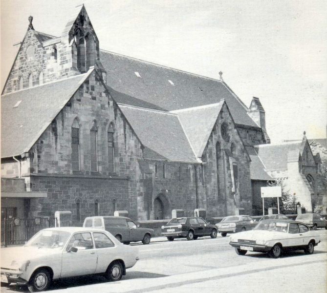 Shawlands Old Parish Church in South Side of Glasgow