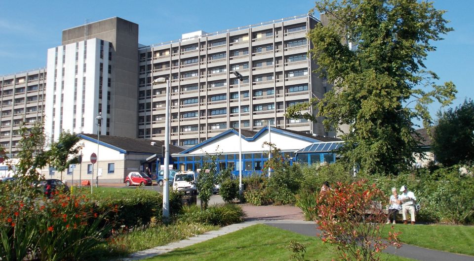Gartnavel Hospital adjacent to Bingham's Pond