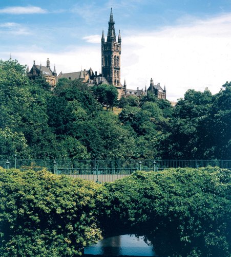 University of Glasgow from River Kelvin