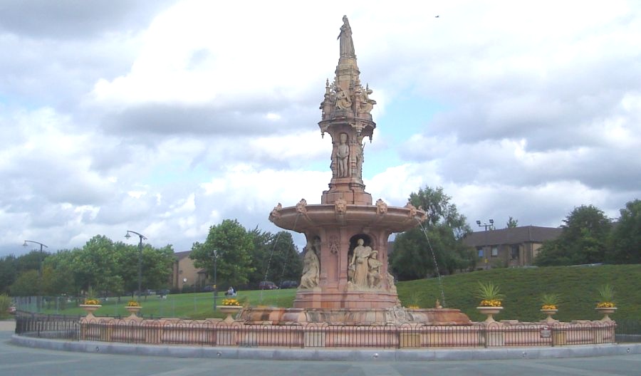 Doulton Fountain in Glasgow Green