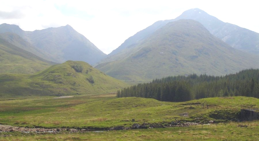 Streap and Sgurr Thuilm from the North