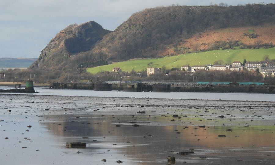 Dumbuck Crags from the south side of River Clyde