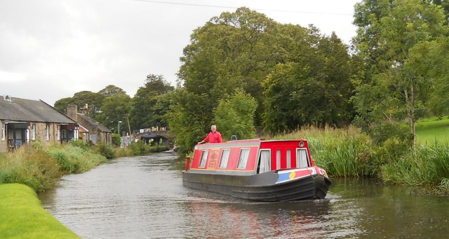 Boat on the Union Canal at Linlithgow