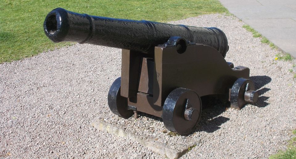 Old Cannon at Dunstaffnage Castle