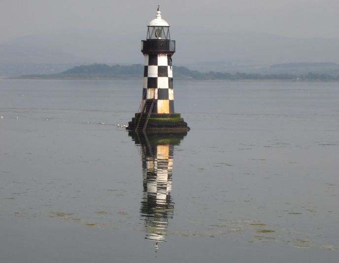Perch Low Lighthouse at Port Glasgow