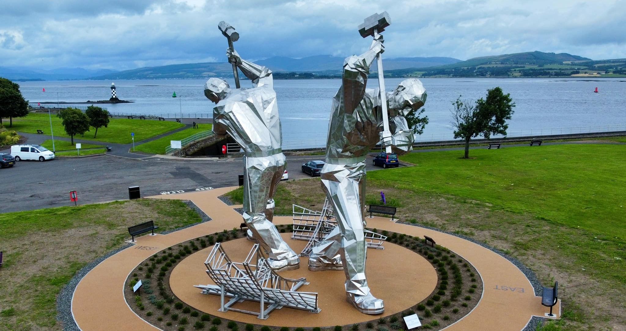 Shipbuilders Scculpture at Port Glasgow