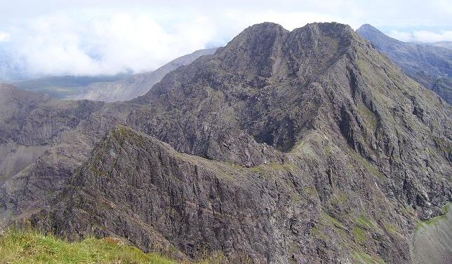 Sgurr Ghreadaidh from Sgurr na Banachdich on the Skye Ridge