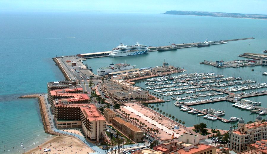 Port in Alicante on the Costa Blanca in Spain
