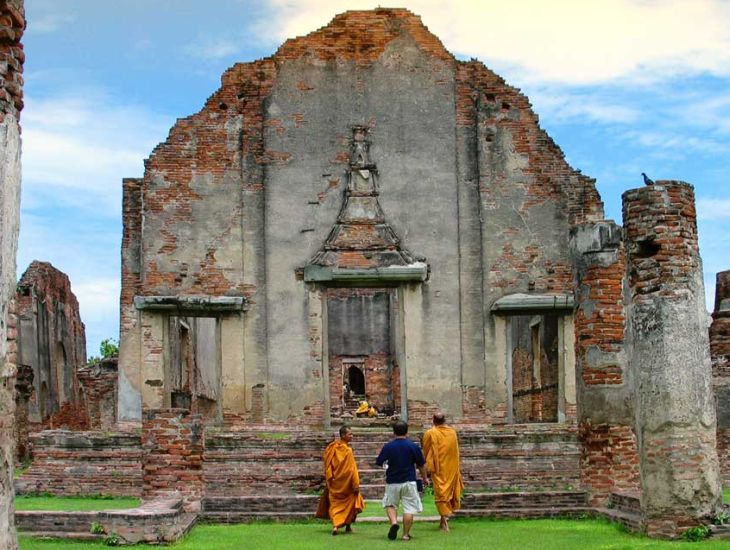 Wat Phra Si Ratana Mahatha in Lopburi in Northern Thailand