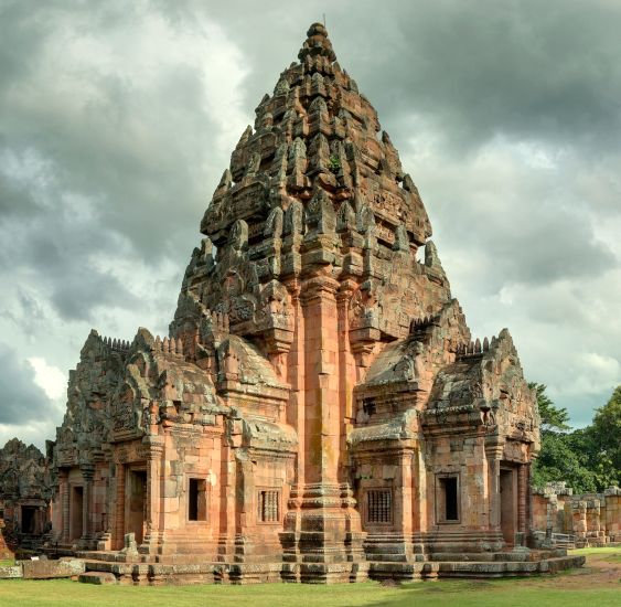 Prasat Hin Phanom Rung - Khmer temple in Isan region of Thailand