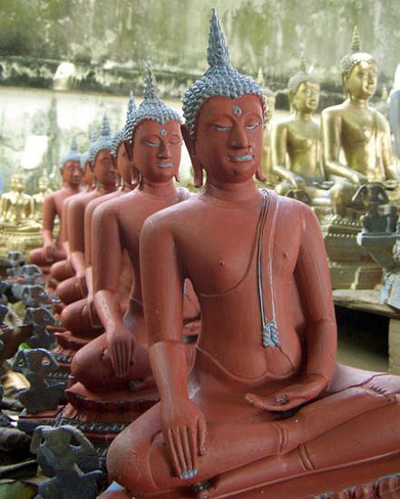 Buddha Image Foundry in Phitsanulok in Northern Thailand