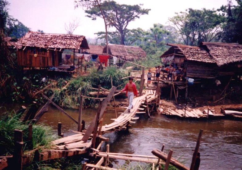 Waley village on border with Burma