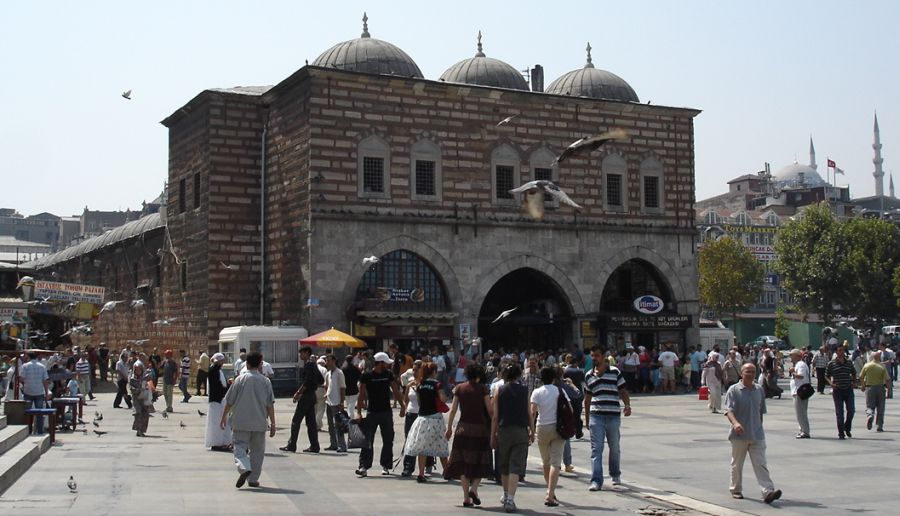 Spice Bazaar in Istanbul in Turkey
