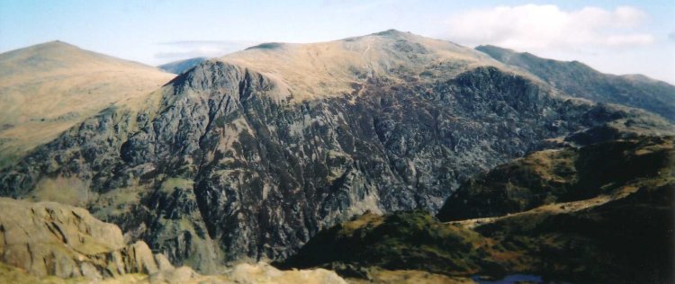 Glyder Fawr ( 999 m ) in Wales