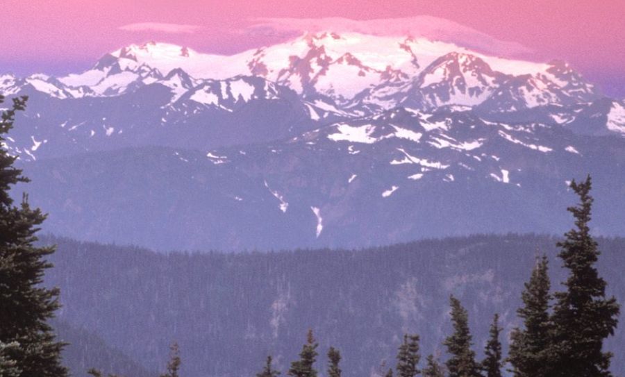 Sunrise on Mount Olympus in Washington State, USA