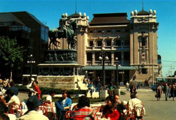 Kuez Milos statue in front of the National Museum in Belgrade City Centre