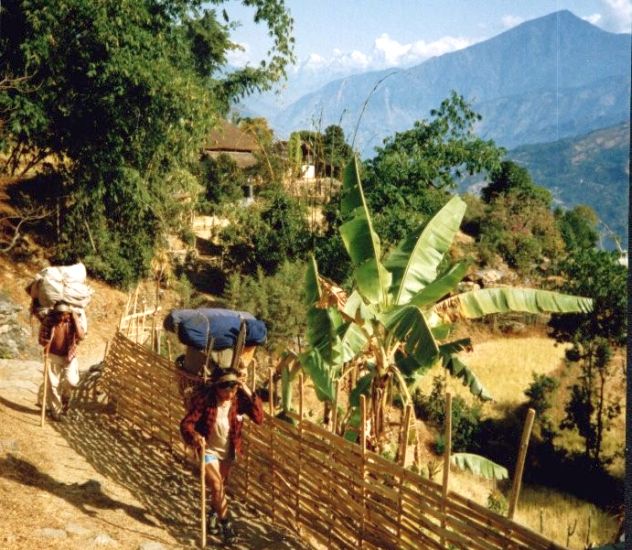 On Ascent from the Tamur River Valley to the Milke Dande