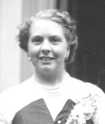 Charlotte Schofield Cameron 1914-2002