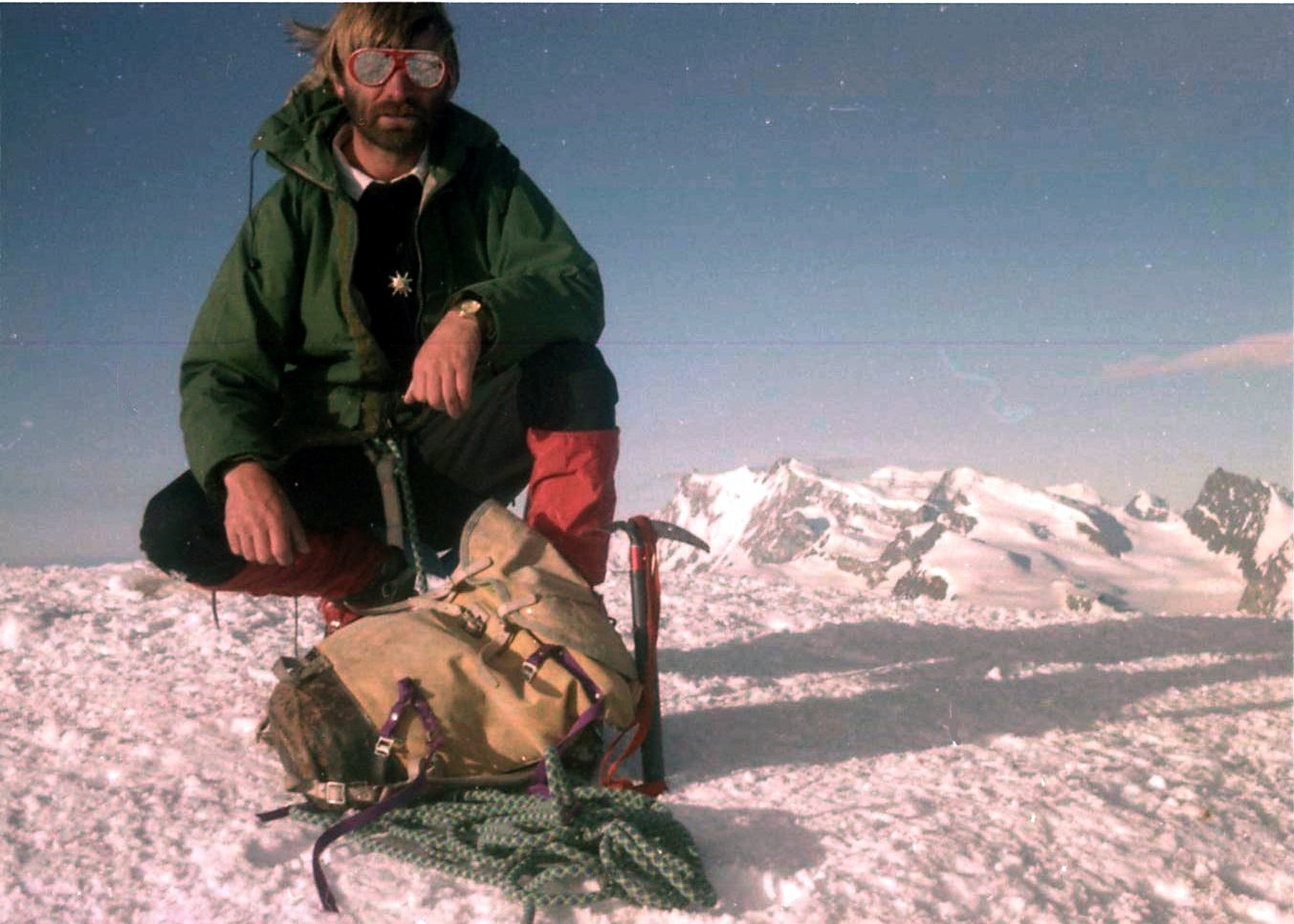 On Weissmies ( 13,179ft, 4017m )