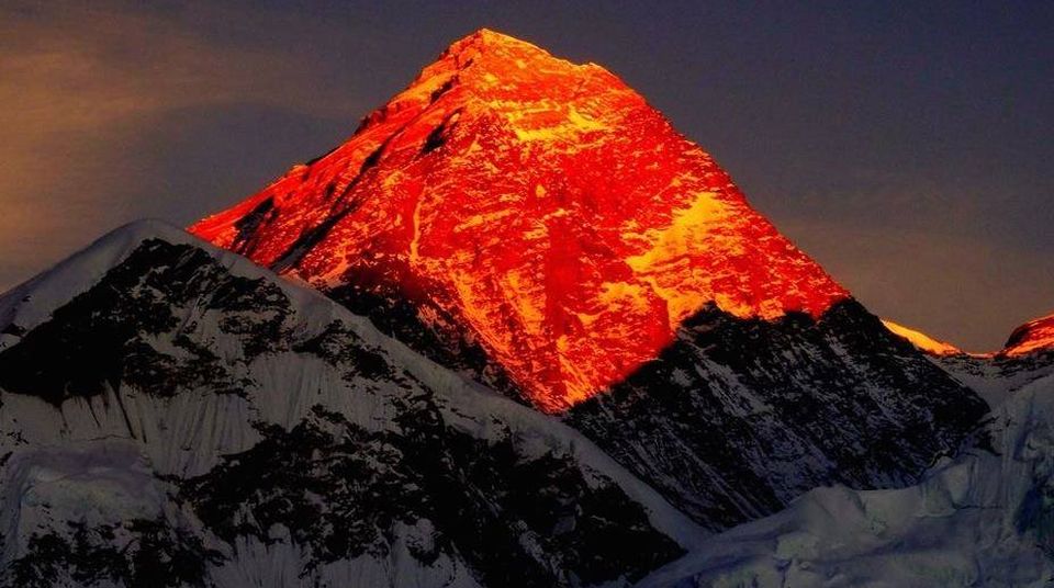 Everest sunset