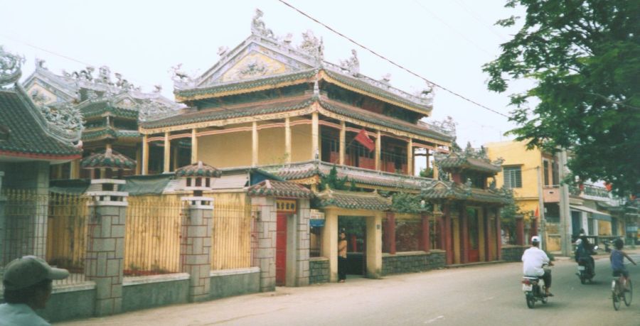 Chieu Ung Pagoda in Hue