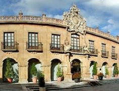 http://www.book-spain-hotels.com/oviedo_accommodations