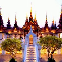http://www.asiarooms.com/thailand/chiang_mai.html