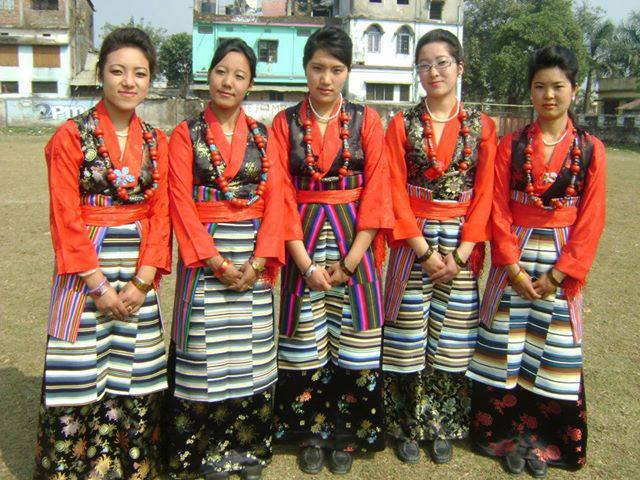 Sherpanis ( Sherpa Women ) in Traditional Dress