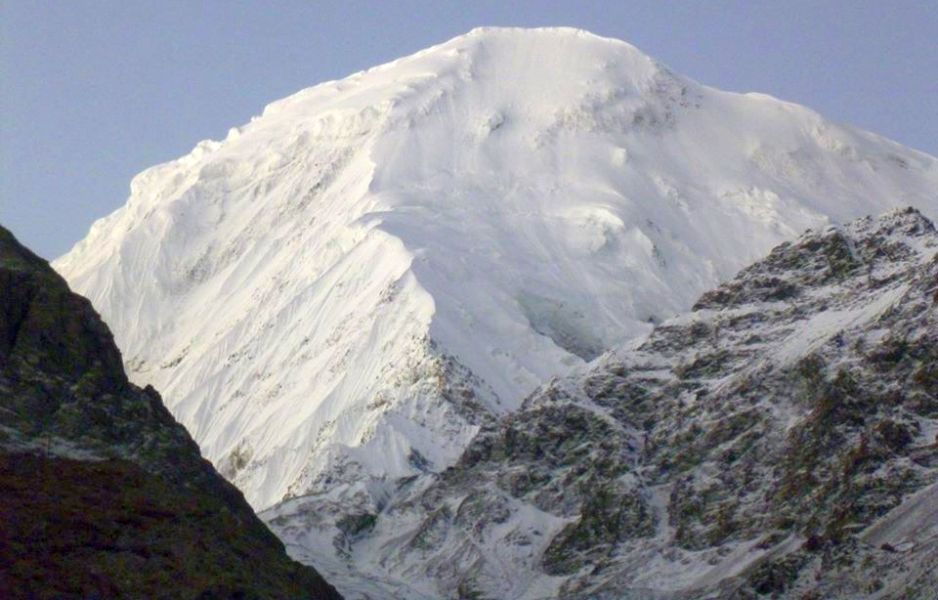 Tilicho Peak in the Great Barrier