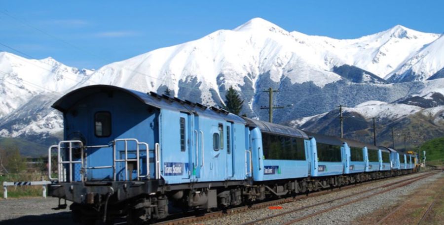 Train on the railway network of New Zealand