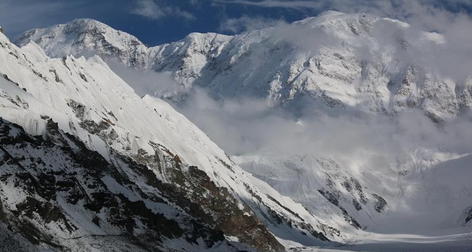 Pik Pobedy ( Jenish Chokusu, Victory Peak ) in Kyrgyzstan, Central Asia