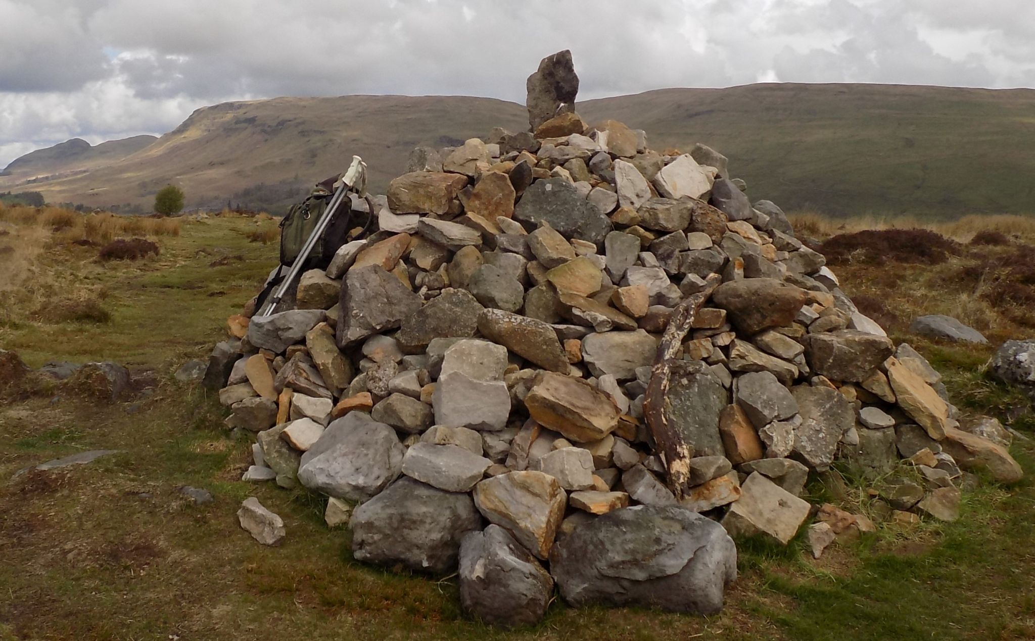 Cairn  on Muirhouse Muir and the Campsie Fells