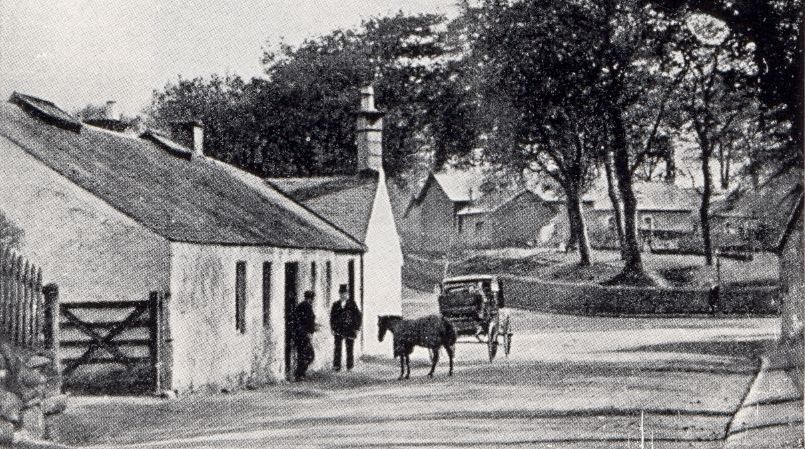 Old photo of Canniesburn Toll in Bearsden