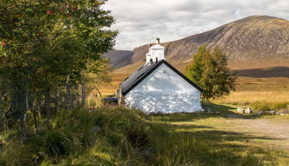 Black Rock Cottage and Beinn a Chrulaiste