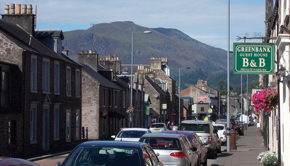 Photographs Route Description And Map Of The Craigs Crags And