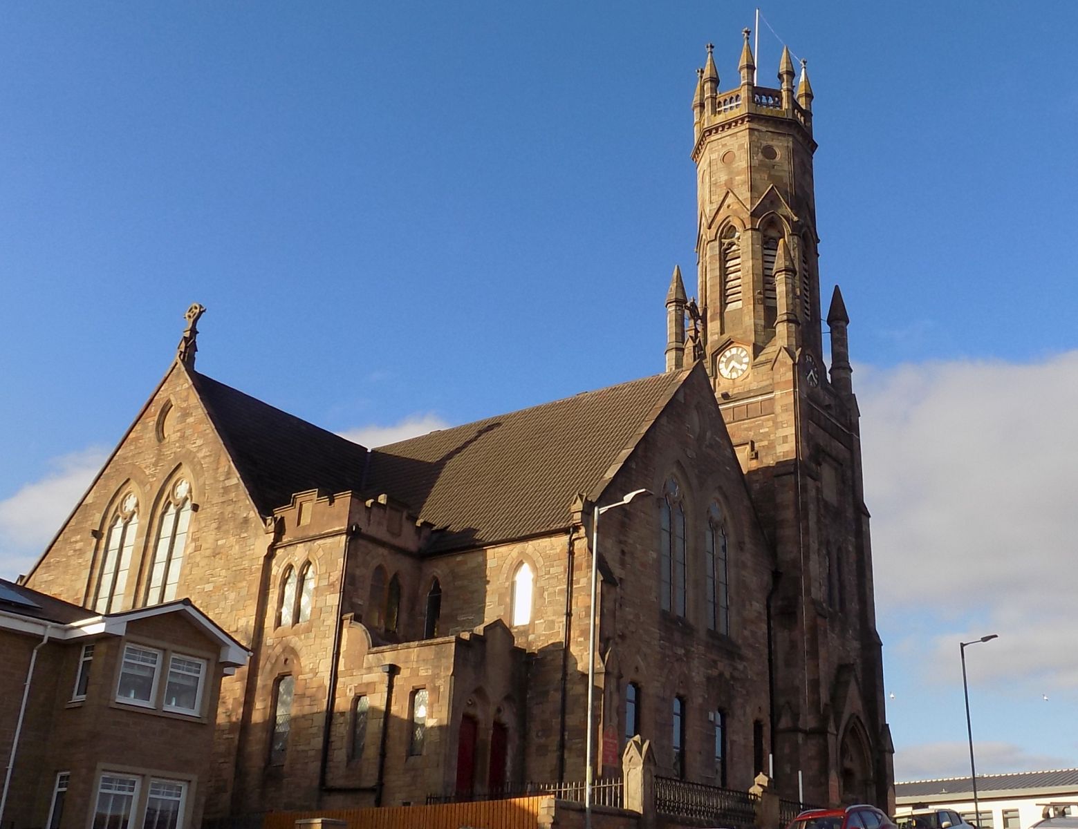 Coats  / Clifton Parish Church in Coatbridge