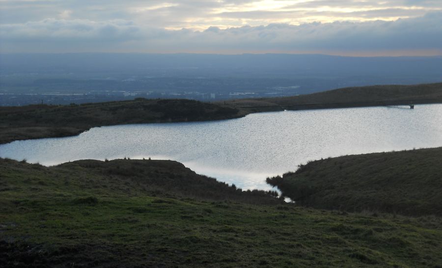 Glasgow and Jaw Reservoir on descent from Dunellan