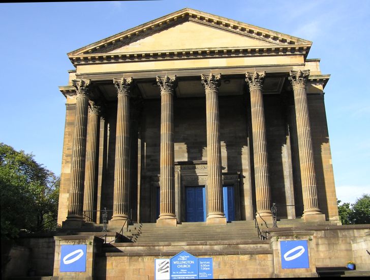 Wellington Church in University Avenue in Glasgow