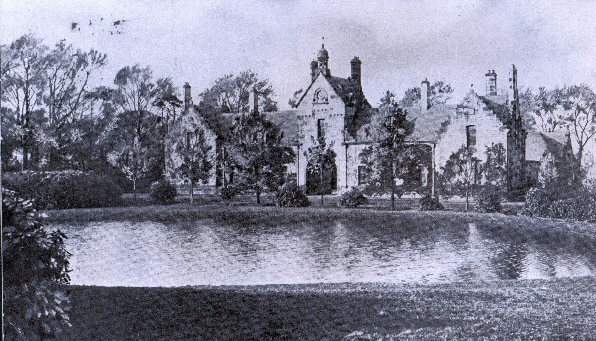 Old photo of the Stables in Gartshore Estate at Kirkintilloch