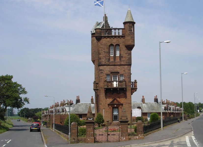 Burns Monument at Mauchline