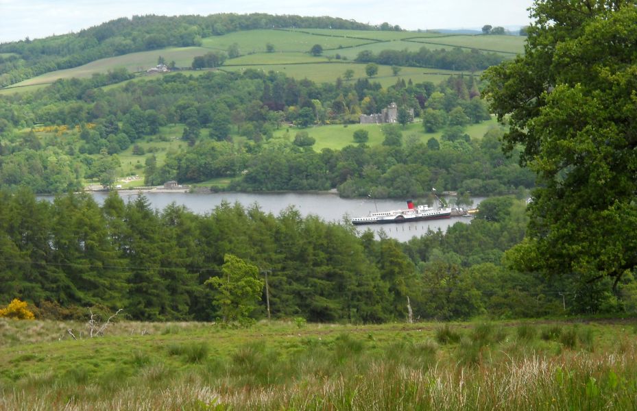 Whinny Hill, Balloch Castle and "Maid of the Loch" from Stoneymollan Road