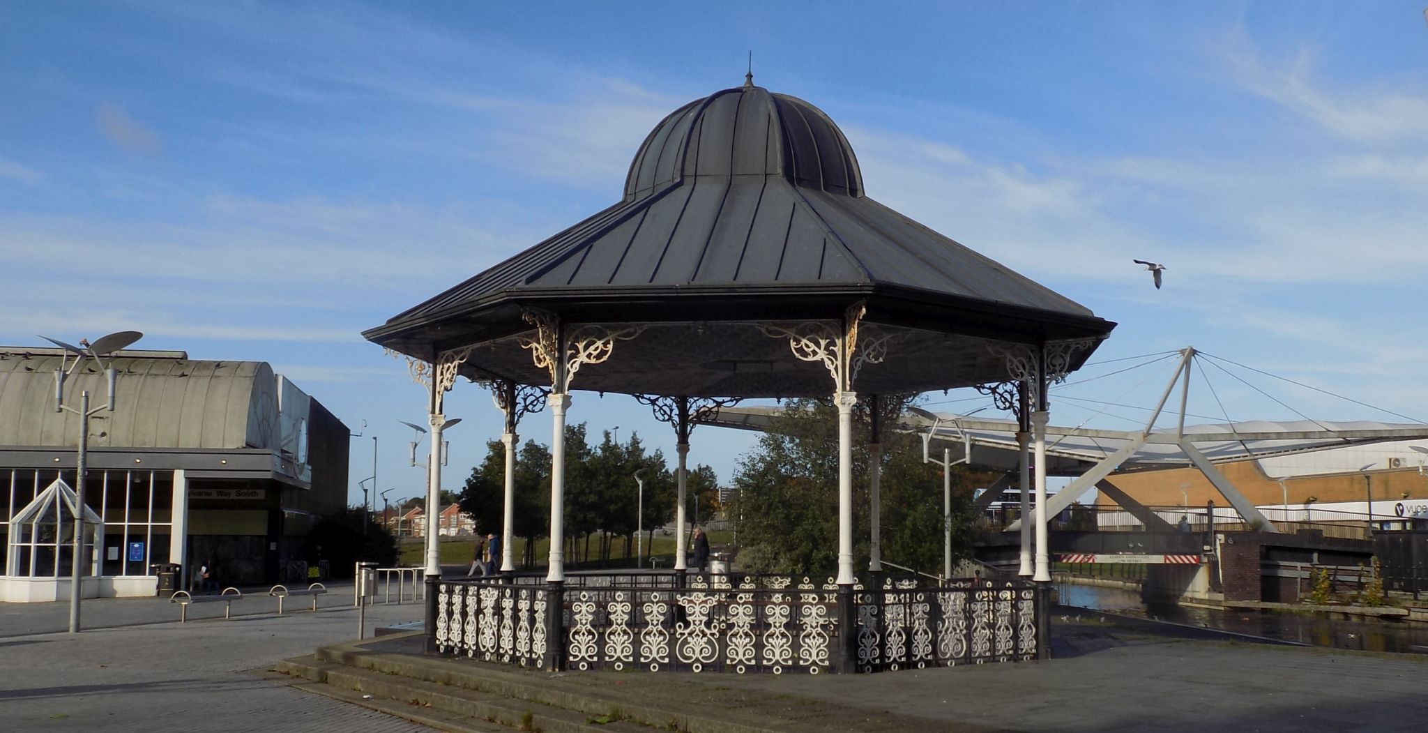 Pavilion at the Forth and Clyde Canal at Clydebank Shopping Centre