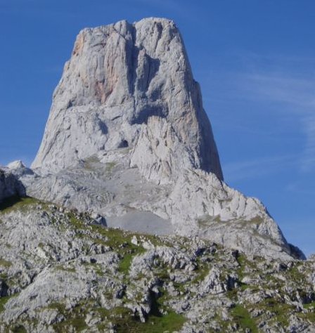 Naranjo de Bulnes 