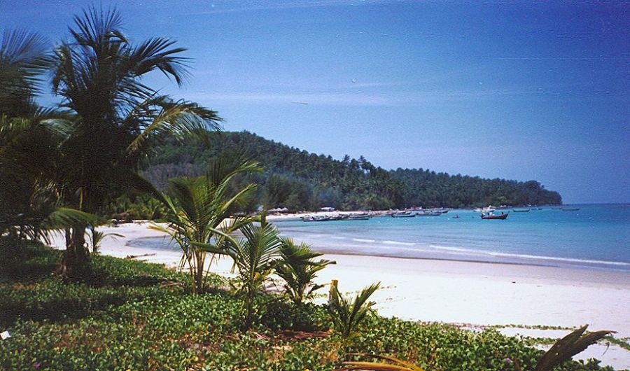 Beach at Ao Bang Tao on Ko Phuket in Southern Thailand