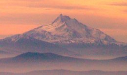 Mount Jefferson in Oregon, USA